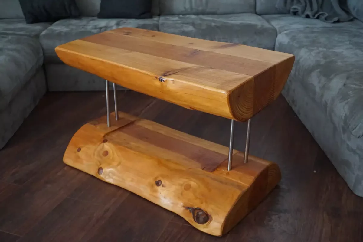 holz-couchtisch